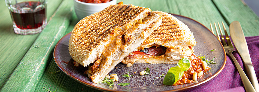 Panini au poulet et pesto