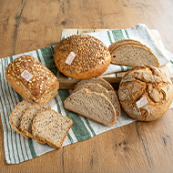 Assortiment de pains Bio**, 3 sortes