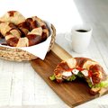 Croissant au beurre, saumuré - 3